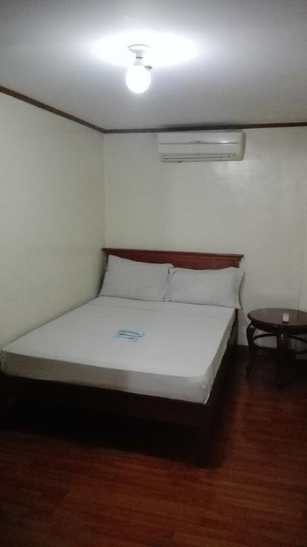 Hotel Isabelle Royale Makati Makati City Esterno foto