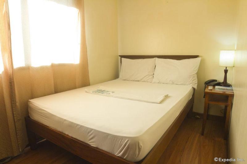 Hotel Isabelle Royale Makati Makati City Esterno foto