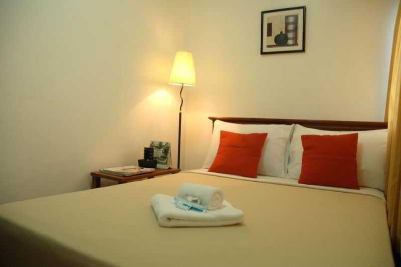 Hotel Isabelle Royale Makati Makati City Esterno foto
